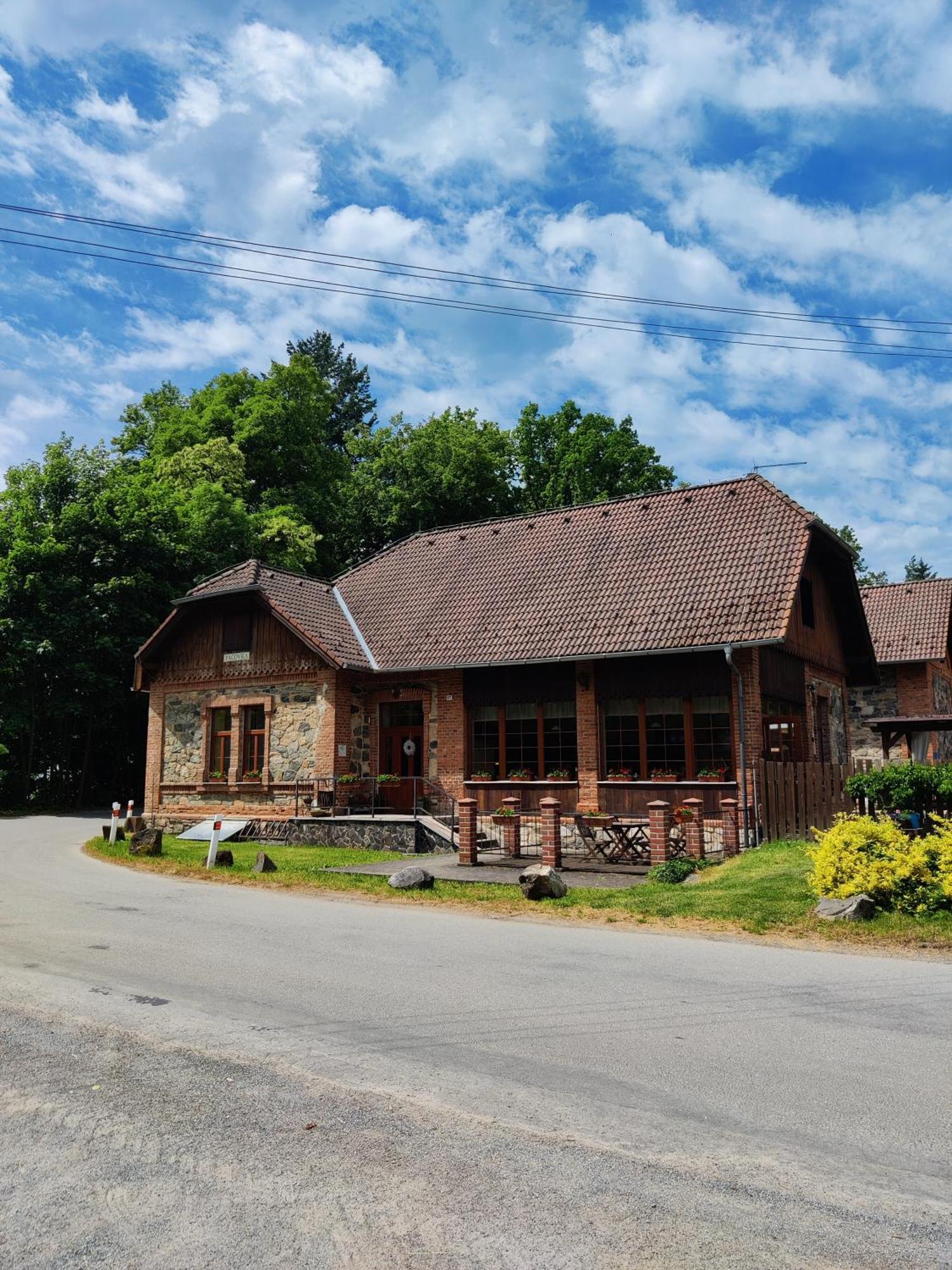 Penzion Pacovka Hotel Chynov Exterior photo